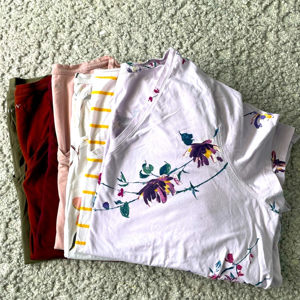 4x Ava&Viv short sleeved stretch t-shirts in various colors